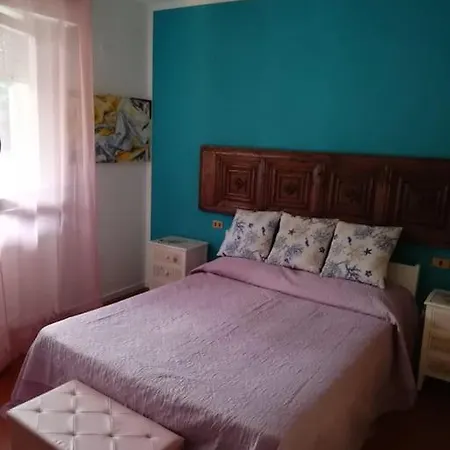 A Due Passi Dal Mare Apartment *
